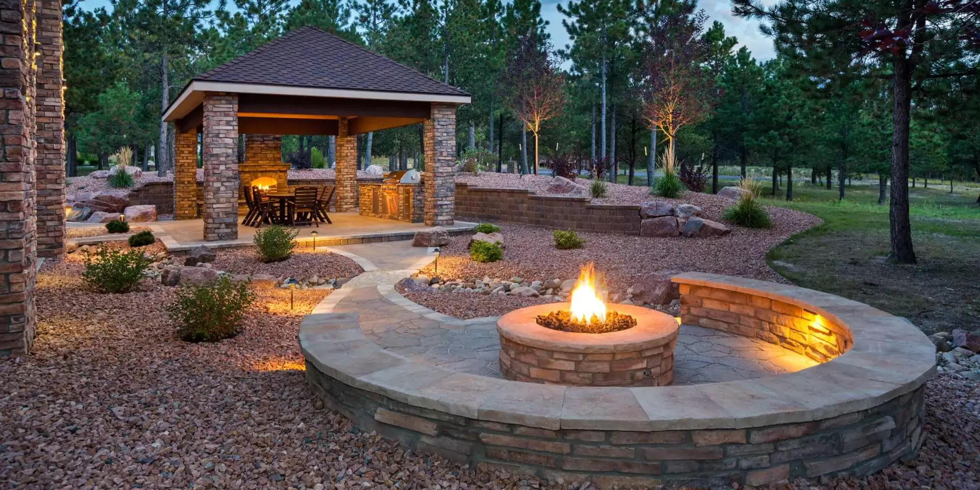 ICG Firepits with natural seating